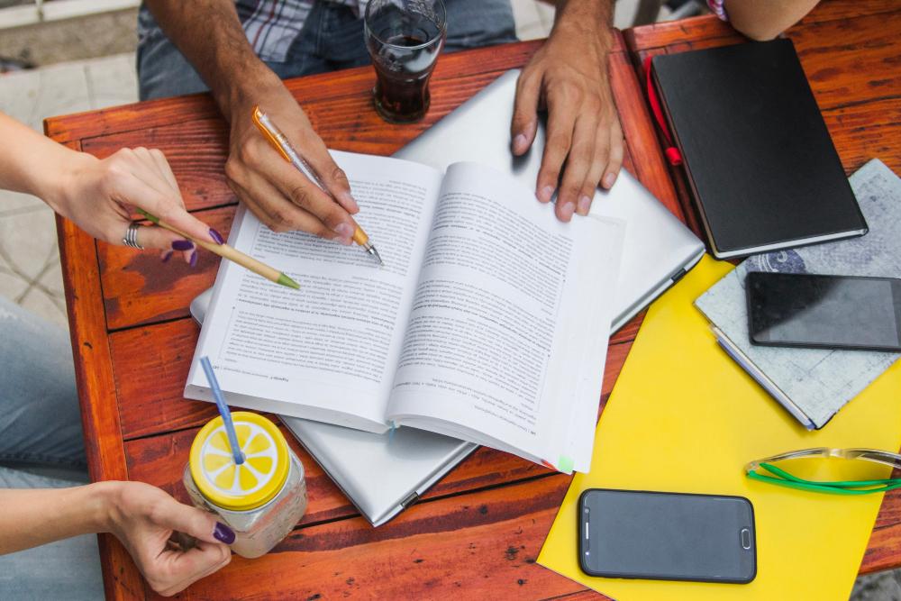 Thesis and Dissertations Objective