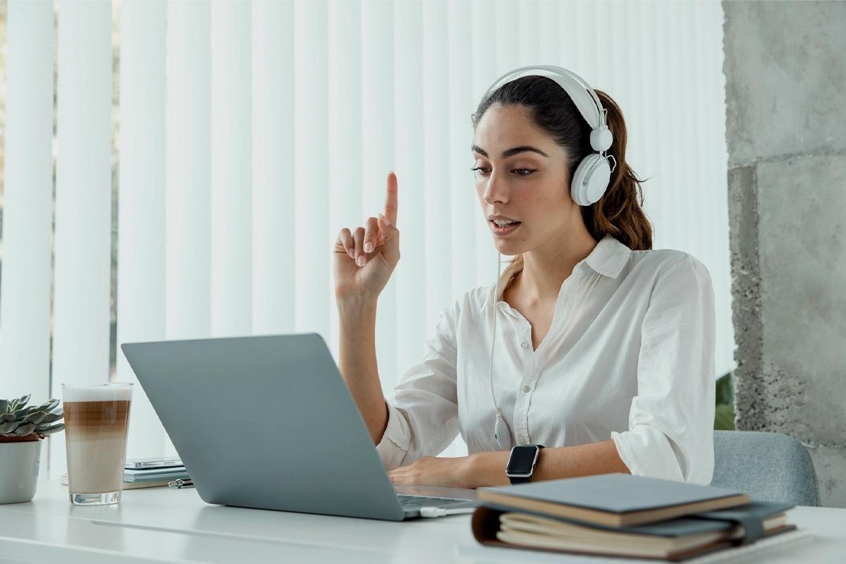 Elearning Training Solutions Designed for Modern Learning 1