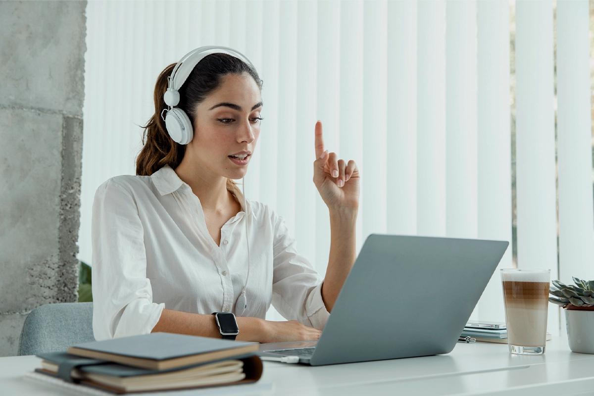 Elearning Training Solutions Designed for Modern Learning 1